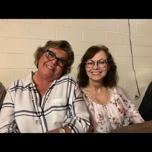 Meet your Posher, Denise